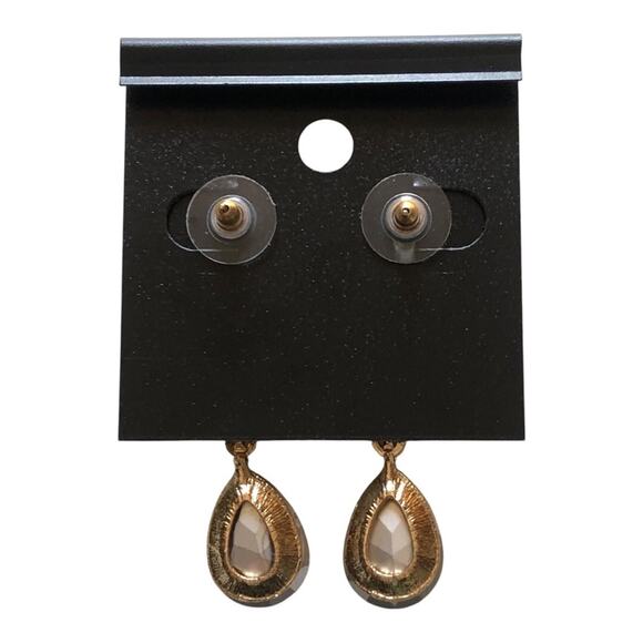 Saks Fifth Avenue NWT Gold Tone Shiny Rhinestones Triple Teardrop Earrings - Picture 6 of 10